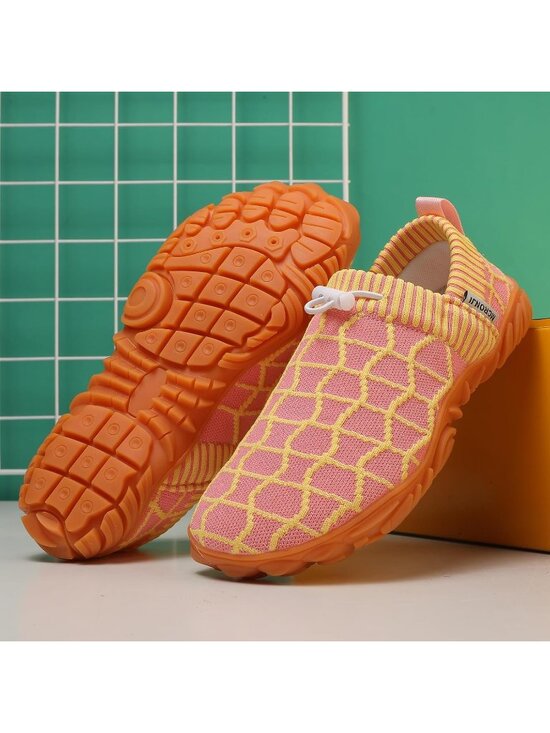 ?Men\'s Yellow/Pink Knit Pull on Comfortable Elastic Adjustable Non Slip Shoes main image 4